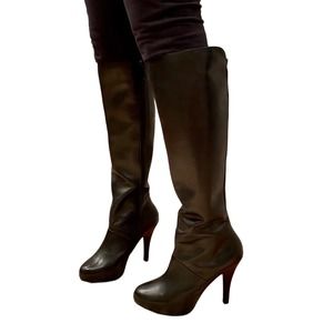 Me Too Black “Lavendar” Heeled Zippered Boots, Black Leather, Size 7.5